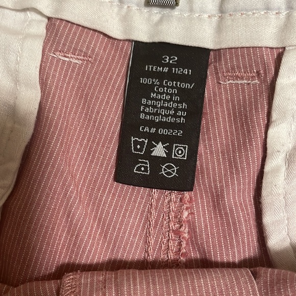 Men’s pinstripe shorts - Picture 3 of 4